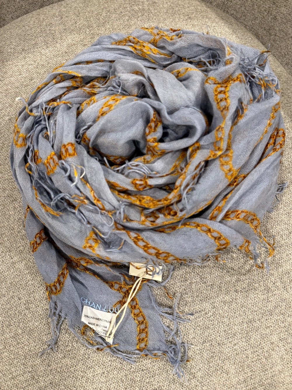 CHAN LUU Cashmere & Silk Scarf - Link Print Cashmere Silk Scarf Dusty Blue
